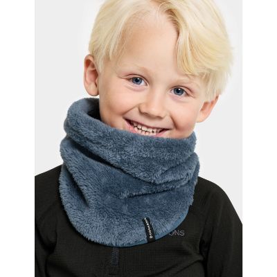 Varmt fleece halstørklæde til børn, der er vindtæt og perfekt til at holde dem varme på efterårsdage
