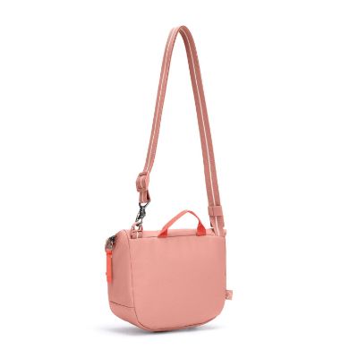 Pacsafe GO Saddle Crossbody Rose