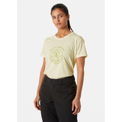 Helly Hansen Women's Skog Recycled Graphic T-Shirt i knækket hvid med grønt print midt på brystet