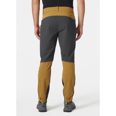 Helly Hansens Men’s Vika Tur Pants 2.0. Med ergonomisk formede knæ og et indstikket skridt tilbyder disse bukser en enestående bevægelsesfrihed og komfort. Praktiske håndlommer og en lynlåslomme på låret.