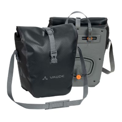 Vaude Aqua front-12493_010_Black.jpg